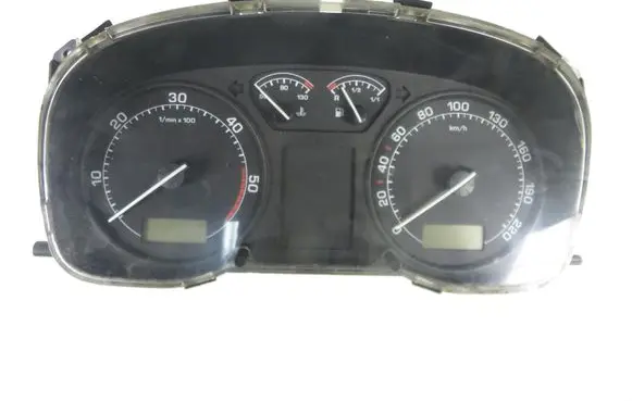 Skoda Octavia Mk1 (1U) Speedometer (instrument cluster) 110080146 1U0920811F