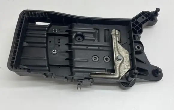 Audi Q3 F3 Battery tray 5QF915325B