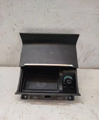 Skoda Superb B6 (3T) Ashtray (front) 3T0857962B 3T0863077B