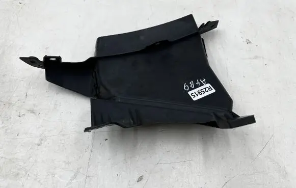Audi A4 S4 B9 Air intake duct part 8W0121763L