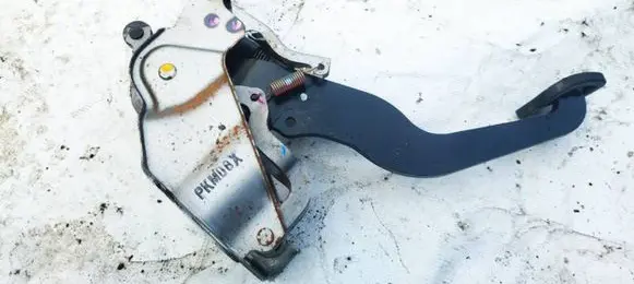 Honda CR-V Brake pedal 