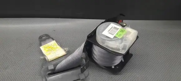 Hyundai Sonata DN8 Middle seatbelt (rear) 