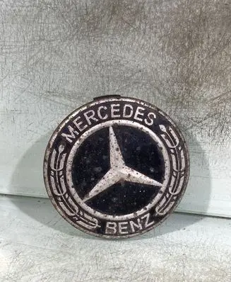 Mercedes-Benz ML W163 Original wheel cap A1714000025