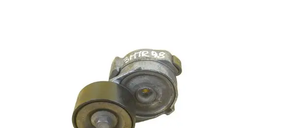 Mitsubishi Canter Power steering belt tensioner 4P10