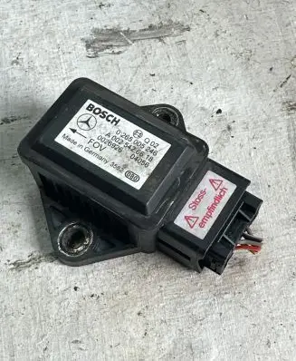 Mercedes-Benz E W211 ESP acceleration yaw rate sensor A0025426618 0265005246 0026926