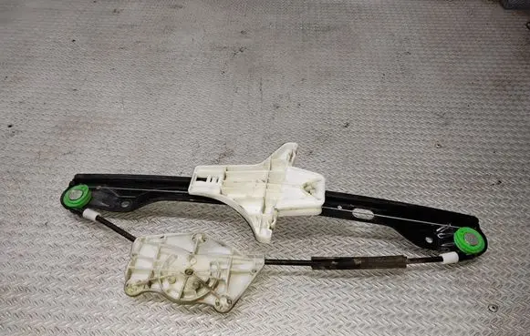 Volkswagen Jetta V Rear window lifting mechanism without motor 994858106