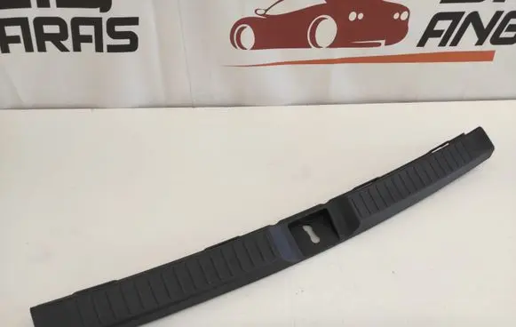 Toyota Corolla Verso AR10 Trunk/boot sill cover protection 647160F010