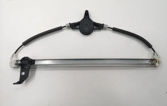 Mazda CX-5 Rear window lifting mechanism without motor