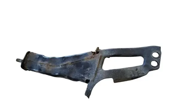 Volvo XC70 Radiator support slam panel bracket 