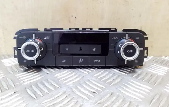 Volkswagen Touareg II Climate control unit 7P6907040AG 5HB01043361