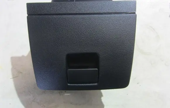 BMW X3 F25 Glove box 9184154