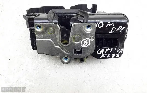 Chevrolet Captiva Front door lock