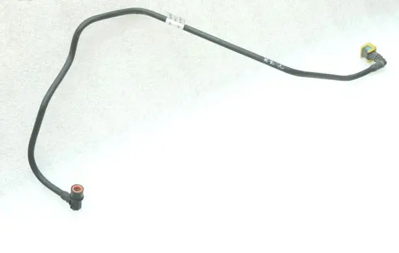 Toyota Yaris XP210 Fuel injector supply line/pipe 77209K0060