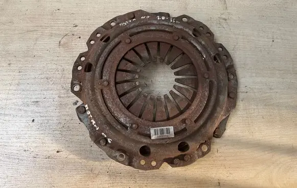 Opel Astra H Pressure plate 