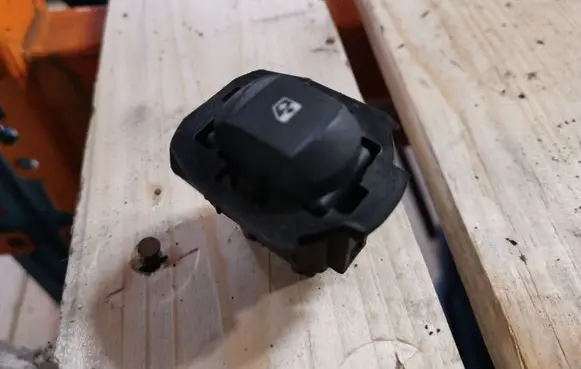 Renault Laguna II Electric window control switch