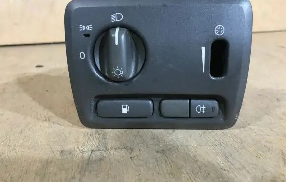 Volvo S60 Light switch 8645713 01W361 ML35DB00029