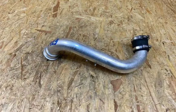 Mercedes-Benz GLC X253 C253 Intercooler hose/pipe A2760900837 15112017 Q005ZGS004