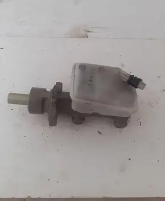 Citroen Xsara Picasso Master brake cylinder 21028799
