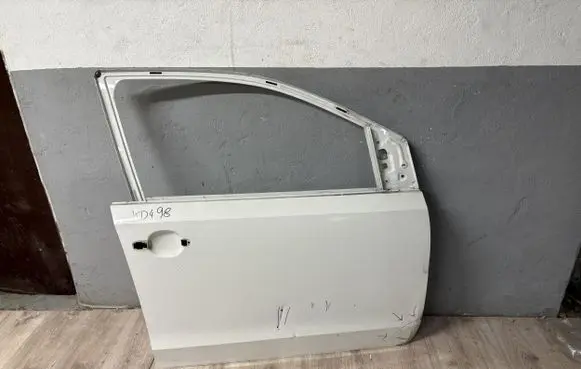 Volkswagen Up Front door 1S4831312F