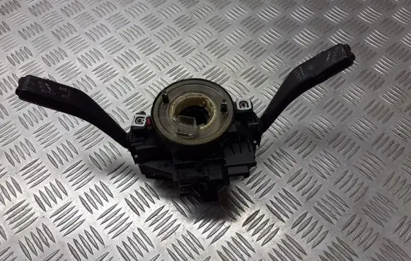 Skoda Octavia Mk2 (1Z) Headlight wiper switch 