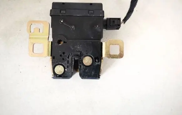 Mini One - Cooper R50 - 53 Tailgate/trunk/boot lock/catch/latch 7112349 37112349