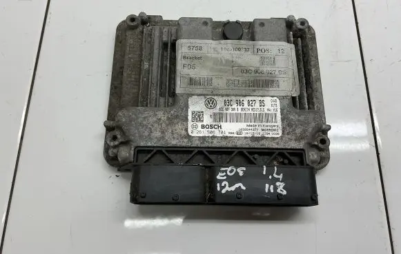 Volkswagen Eos Engine control unit/module 03C906027BS
