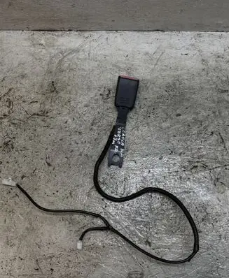 Toyota Corolla Verso AR10 Front seatbelt buckle E034501 B480