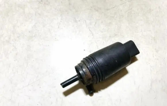 BMW 5 E39 Windscreen/windshield washer pump 67128377612 6712-8377612
