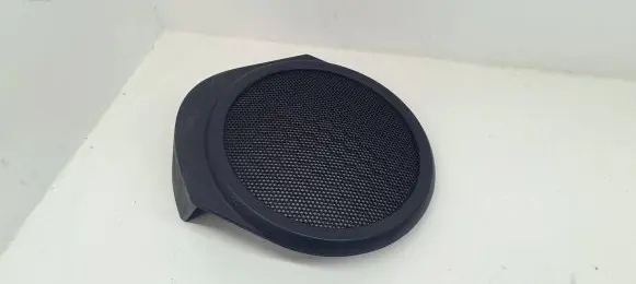 Side speaker trim/cover