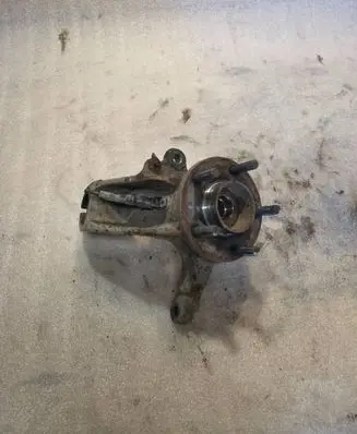 Volvo V50 Front wheel hub 