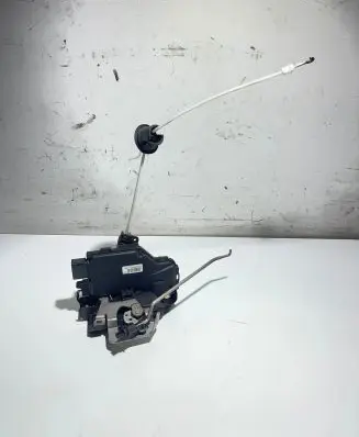 Audi A4 S4 B6 8E 8H Front door lock 4B1837015G