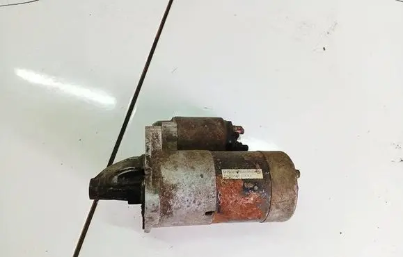 Mazda 626 Starter motor M1T71281