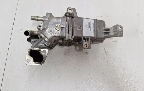 Renault Master III EGR valve cooler 147355238R