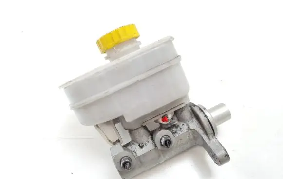 Iveco Daily 6th gen Master brake cylinder 0204Y24459 0204255558