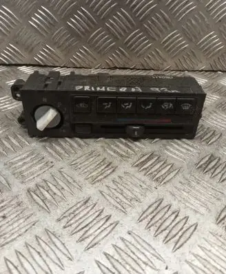 Nissan Primera Climate control unit