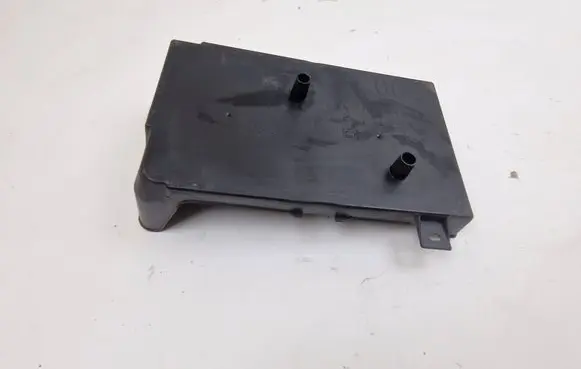 Mitsubishi Outlander Battery tray 8201A004