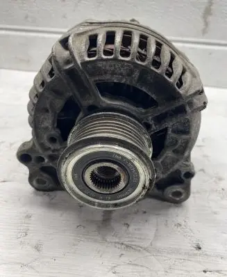 Audi A4 S4 B7 8E 8H Generator/alternator 098043340