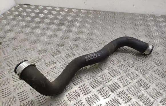Mercedes-Benz E W212 Engine coolant pipe/hose A2045013182