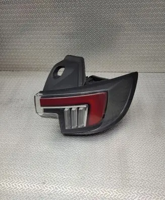 Opel Mokka B Rear/tail lights 9833721980