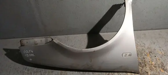 Volkswagen Golf IV Fender 