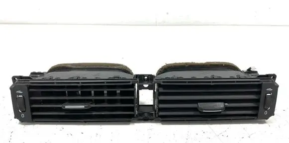 Volvo S80 Dash center air vent grill 30643315 30676292 30755181