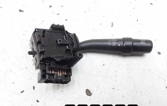 Toyota Avensis T220 Other switches/knobs/shifts 173654