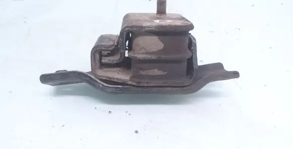 Subaru Legacy Engine mount bracket 41022FA000 1F3061A