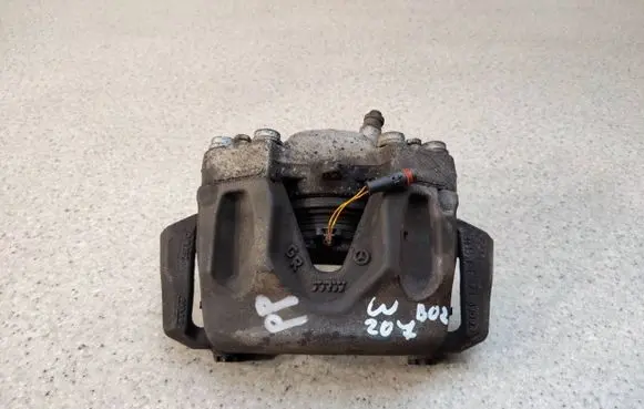 Mercedes-Benz E A207 Front brake caliper