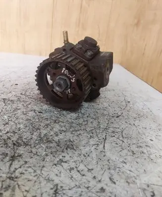 Ford Focus C-MAX Fuel injection high pressure pump 9683703780 0445010102 04002729838