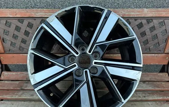 Volkswagen Multivan T5 R18 alloy rim 