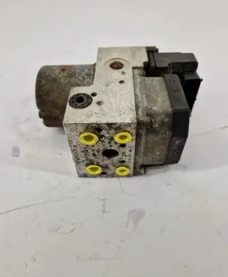 Volkswagen Transporter - Caravelle T4 ABS Pump 0273004211