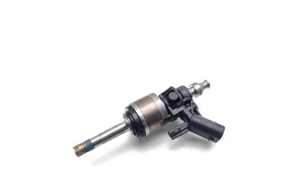 Volkswagen T-Roc Fuel injector 06N906036A 06N06A01