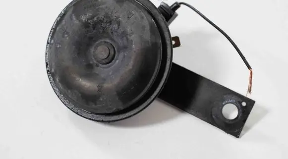 Nissan Note (E12) Horn signal 256203VA0A