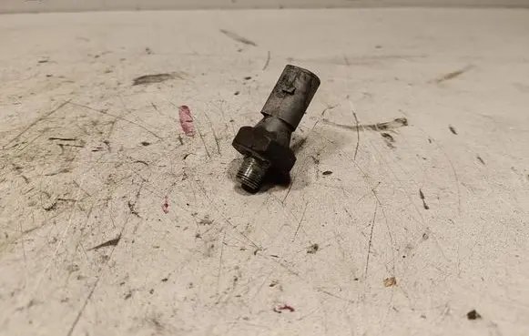 Mitsubishi L200 Coolant temperature sensor 